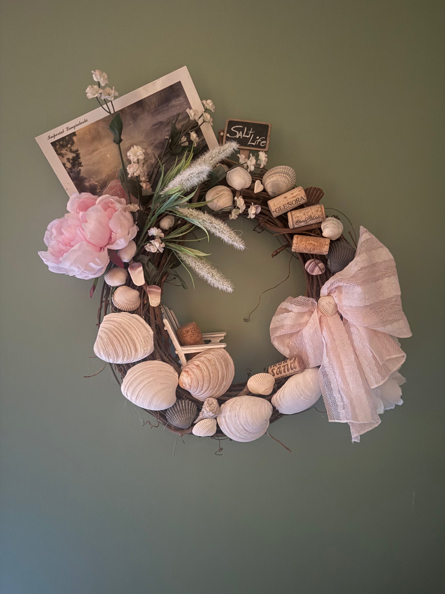 Hooemade-Petite Seashell Wreath